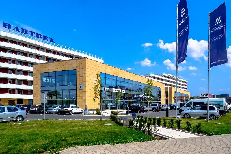 Apartament Em Klimatyzacja&Parking Rzeszów Kültér fotó