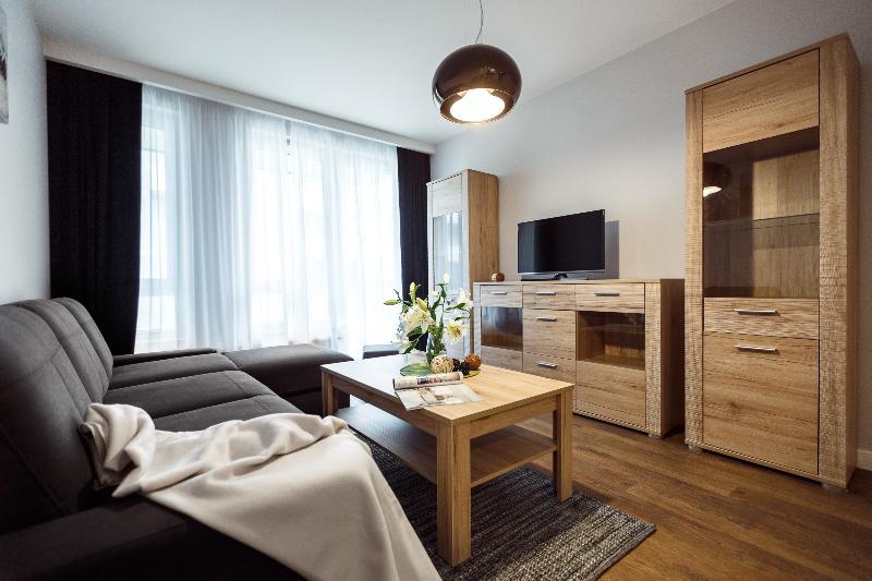 Apartament Em Klimatyzacja&Parking Rzeszów Kültér fotó