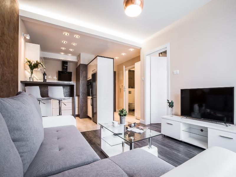 Apartament Em Klimatyzacja&Parking Rzeszów Kültér fotó