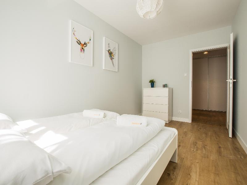 Apartament Em Klimatyzacja&Parking Rzeszów Kültér fotó